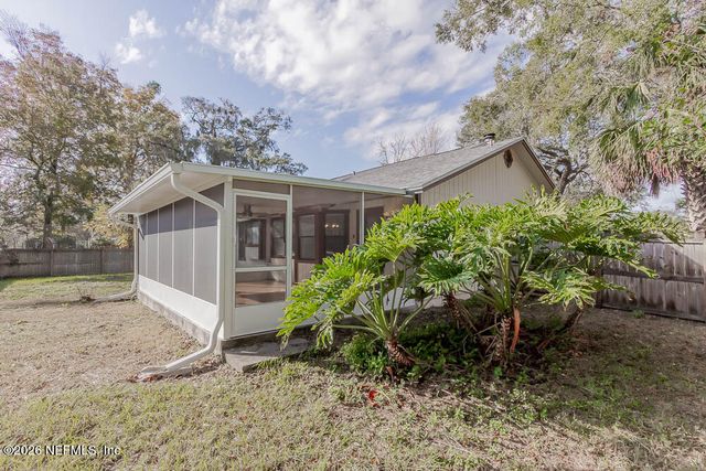 1639 PONDEROSA PINE Drive E, Jacksonville, FL 32225