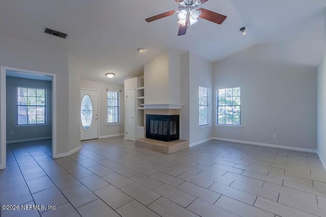 1639 PONDEROSA PINE Drive E, Jacksonville, FL 32225