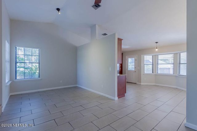 1639 PONDEROSA PINE Drive E, Jacksonville, FL 32225