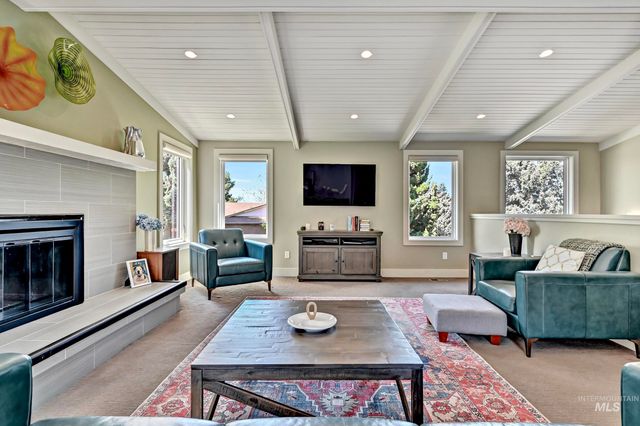 709 E Braemere Road, Boise, ID 83702