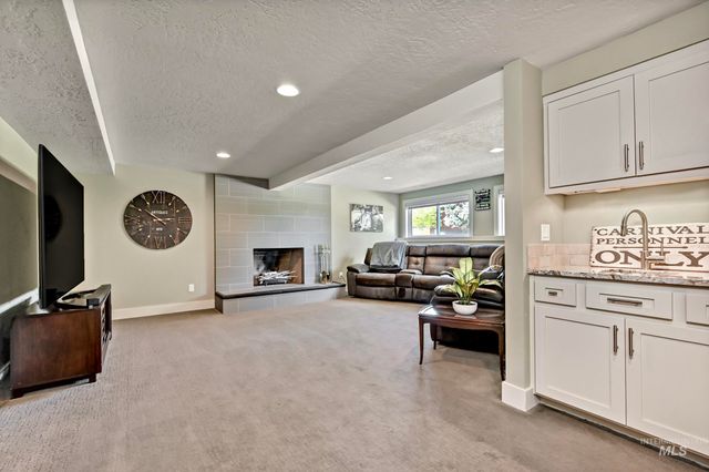 709 E Braemere Road, Boise, ID 83702