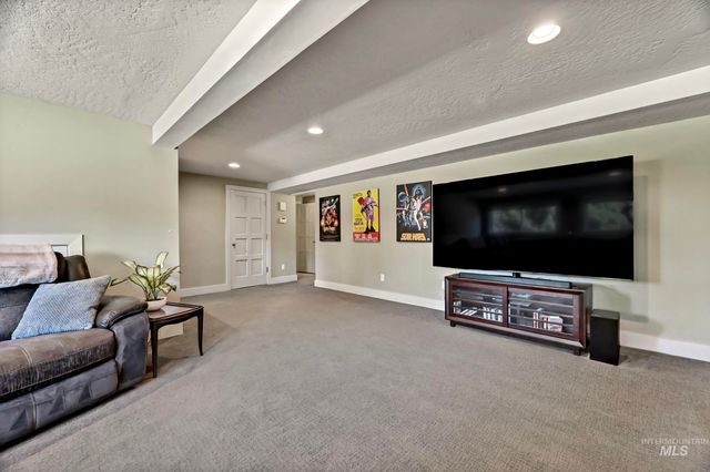 709 E Braemere Road, Boise, ID 83702