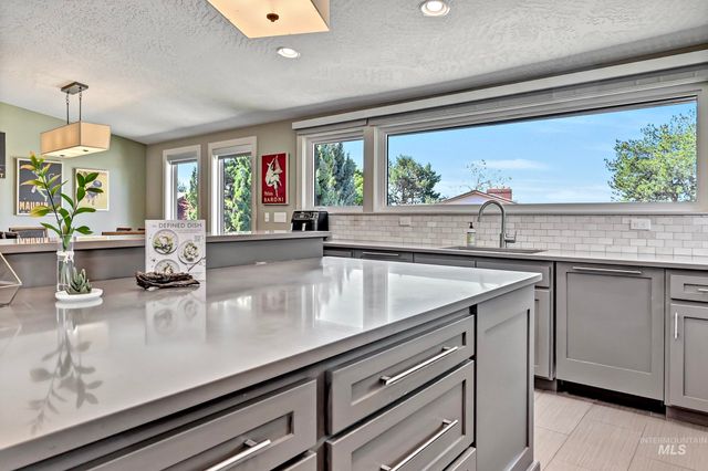 709 E Braemere Road, Boise, ID 83702