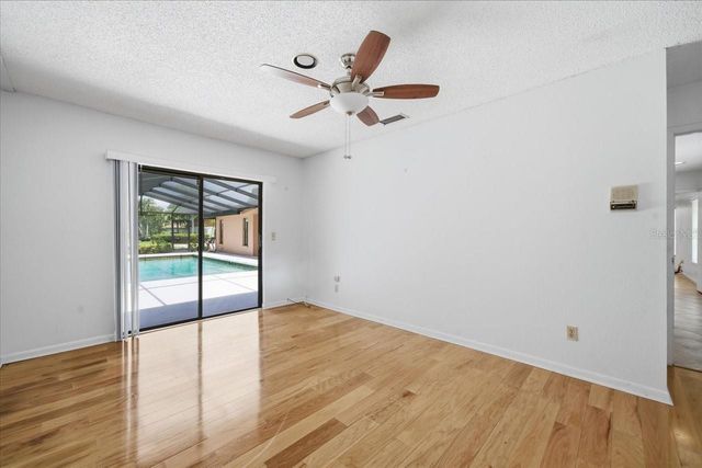 4326 MIDDLE LAKE DRIVE, Tampa, FL 33624