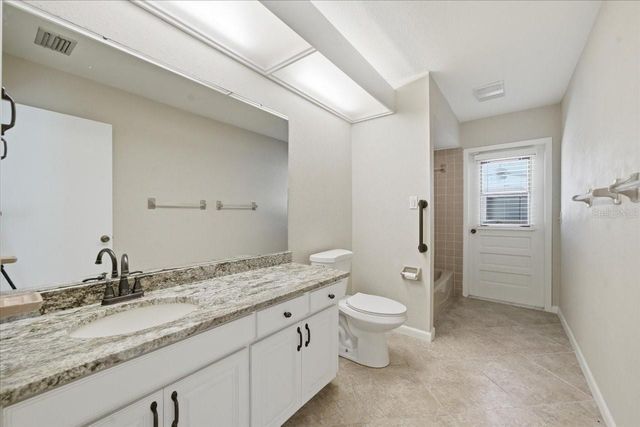 4326 MIDDLE LAKE DRIVE, Tampa, FL 33624