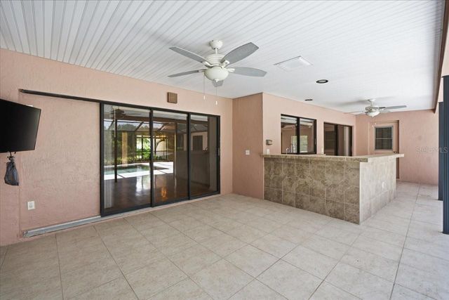 4326 MIDDLE LAKE DRIVE, Tampa, FL 33624
