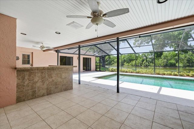 4326 MIDDLE LAKE DRIVE, Tampa, FL 33624