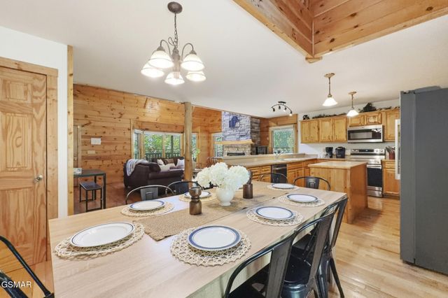 1510 McCarter Hollow Road, Sevierville, TN 37862