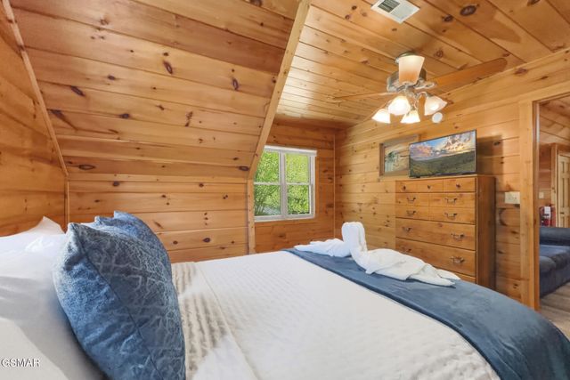 1510 McCarter Hollow Road, Sevierville, TN 37862