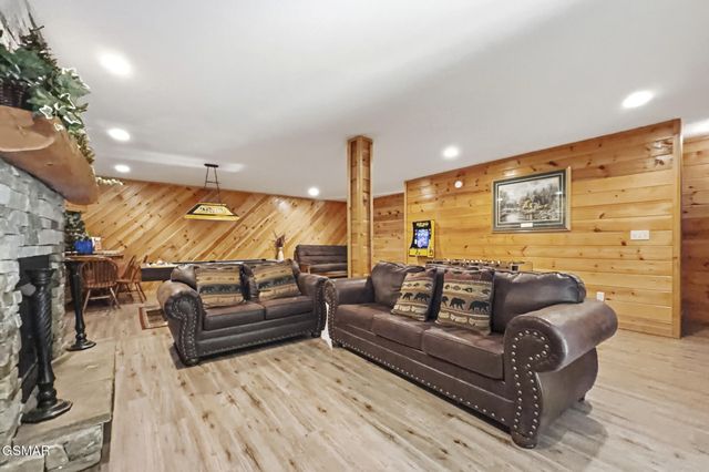 1510 McCarter Hollow Road, Sevierville, TN 37862