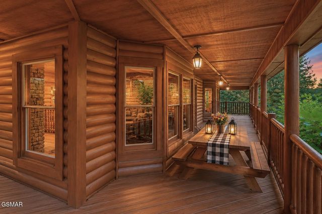 1510 McCarter Hollow Road, Sevierville, TN 37862
