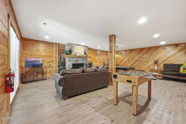 1510 McCarter Hollow Road, Sevierville, TN 37862