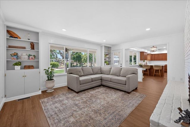 12583 Heather Lane, Clovis, CA 93619