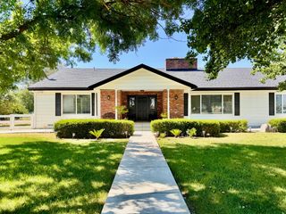 12583 Heather Lane, Clovis, CA 93619