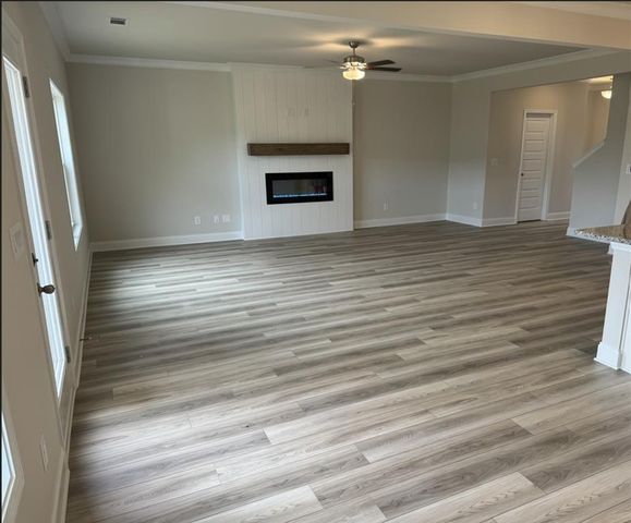 3250 Westgate Park Drive, Loganville, GA 30052