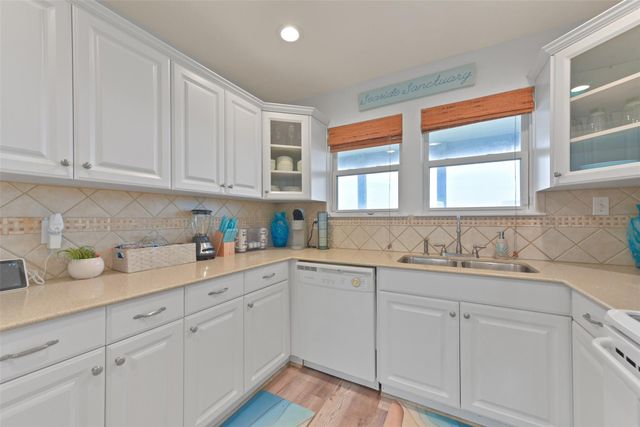 4003 Indian Beach Drive, Galveston, TX 77554