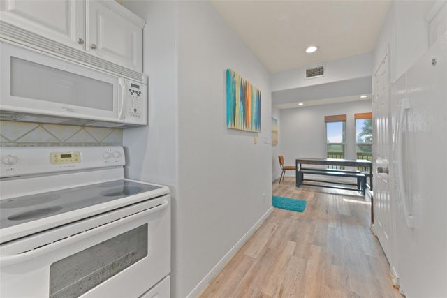 4003 Indian Beach Drive, Galveston, TX 77554