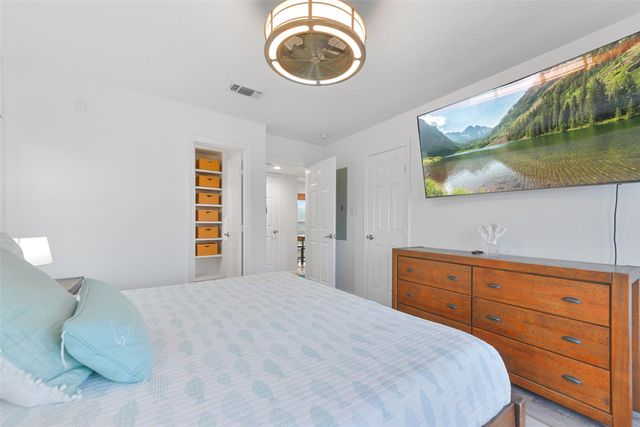 4003 Indian Beach Drive, Galveston, TX 77554