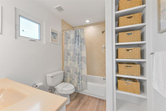 4003 Indian Beach Drive, Galveston, TX 77554