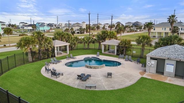 4003 Indian Beach Drive, Galveston, TX 77554