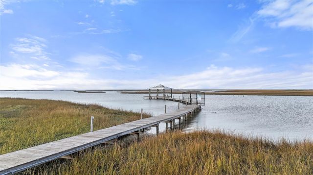 4003 Indian Beach Drive, Galveston, TX 77554