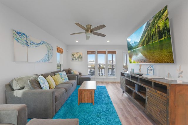 4003 Indian Beach Drive, Galveston, TX 77554