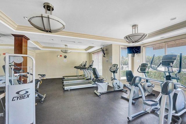 804 E Windward Way, Lantana, FL 33462