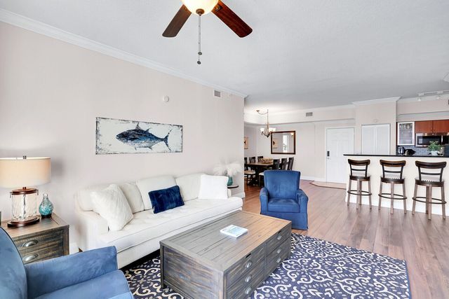 804 E Windward Way, Lantana, FL 33462