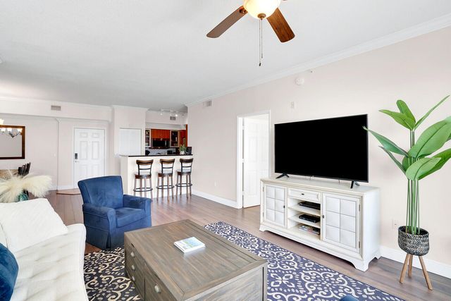 804 E Windward Way, Lantana, FL 33462