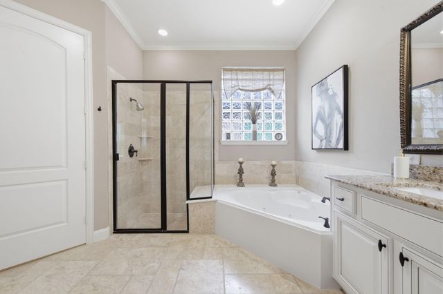 703 Victory Terrace Lane, Friendswood, TX 77546