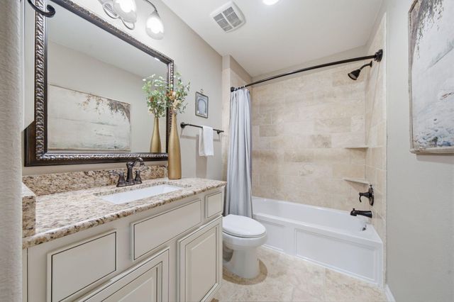 703 Victory Terrace Lane, Friendswood, TX 77546