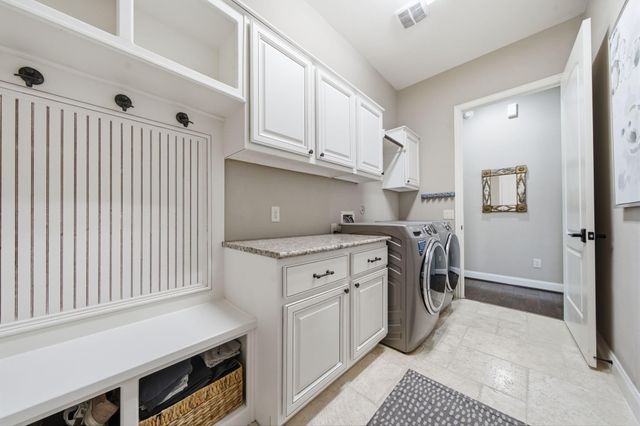703 Victory Terrace Lane, Friendswood, TX 77546