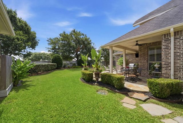 703 Victory Terrace Lane, Friendswood, TX 77546