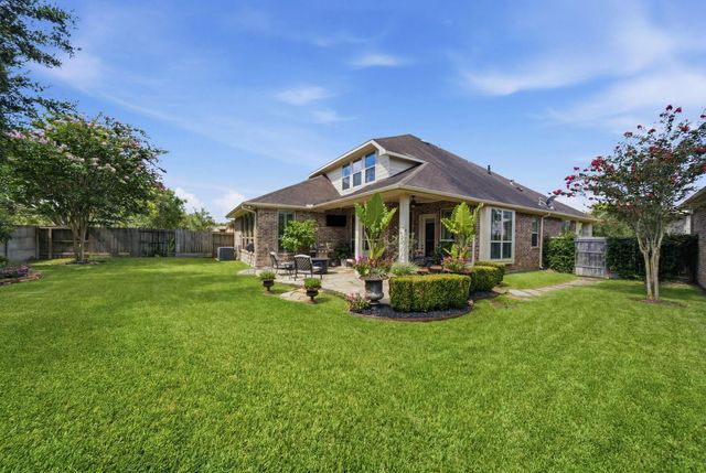 703 Victory Terrace Lane, Friendswood, TX 77546