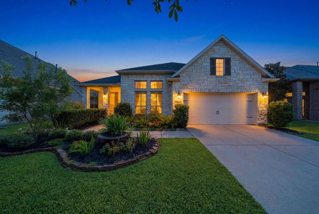 703 Victory Terrace Lane, Friendswood, TX 77546