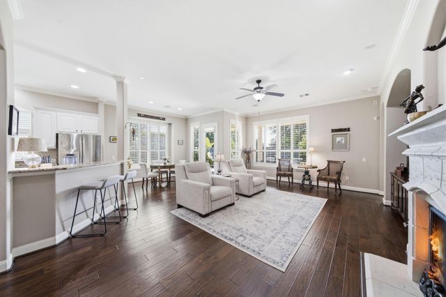 703 Victory Terrace Lane, Friendswood, TX 77546