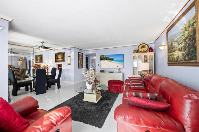 2317 SW 81st Terrace 3, North Lauderdale, FL 33068