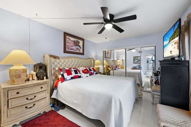 2317 SW 81st Terrace 3, North Lauderdale, FL 33068