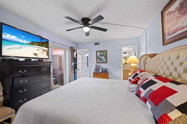 2317 SW 81st Terrace 3, North Lauderdale, FL 33068