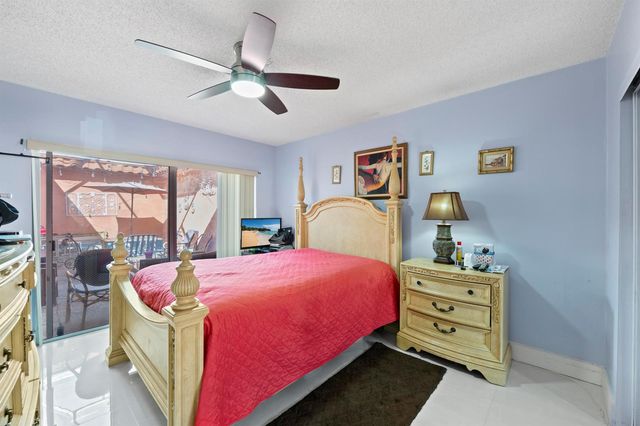 2317 SW 81st Terrace 3, North Lauderdale, FL 33068