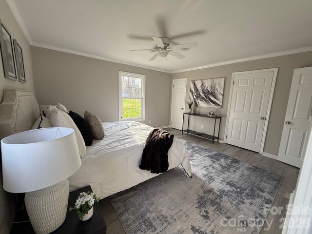 2411 Kimway Drive L17, Matthews, NC 28105