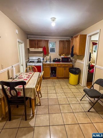 400 Cliff Street, Fairview, NJ 07022