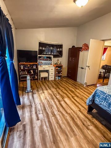 400 Cliff Street, Fairview, NJ 07022