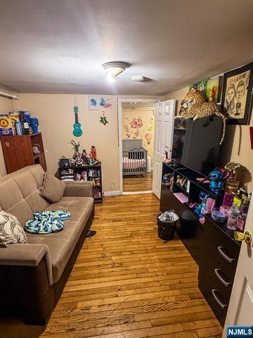 400 Cliff Street, Fairview, NJ 07022