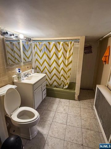 400 Cliff Street, Fairview, NJ 07022