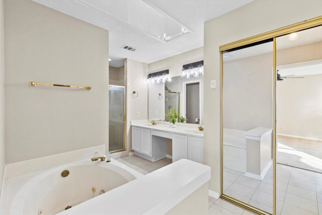 4224 Phoenix Drive, Carrollton, TX 75010