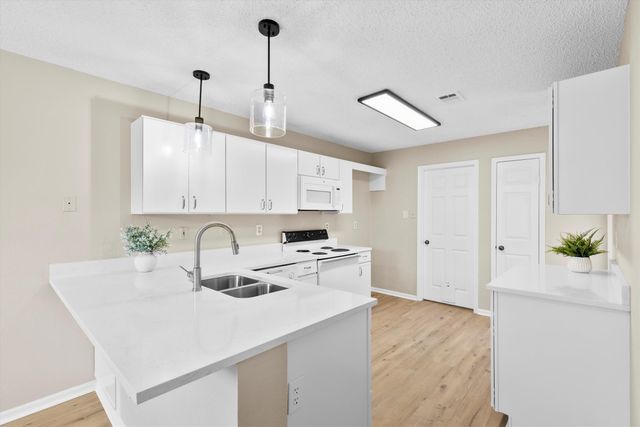 4224 Phoenix Drive, Carrollton, TX 75010