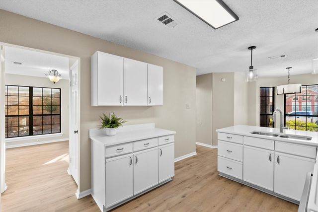 4224 Phoenix Drive, Carrollton, TX 75010