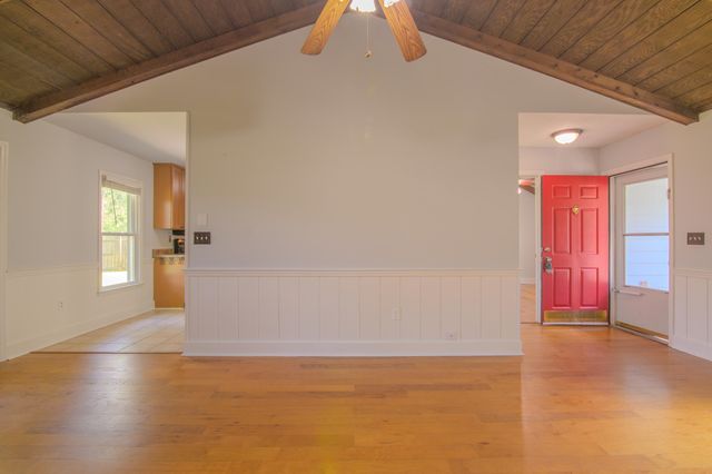 106 James Road, Summerville, SC 29486