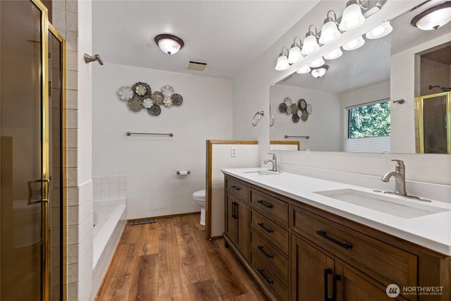 6915 244th Street Ct E, Graham, WA 98338